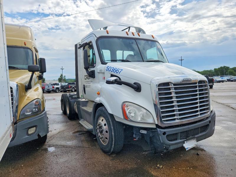 2019 Freightliner All other VIN 3AKJGBDV3KDJW2113 COPART salvage auction — NORMAL WEAR, CT, sold $7,400 on 2026-07-09 (photo 1)