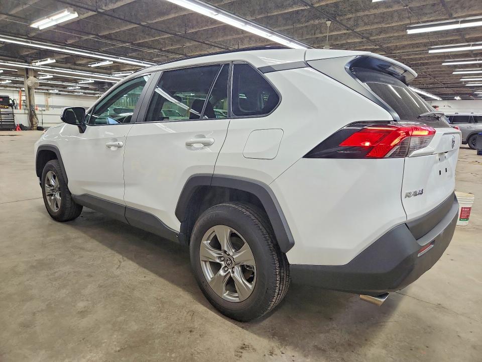 2024 Toyota Rav4 VIN 2T3P1RFV5RC426912 COPART salvage auction — HAIL, Fl - Certificate Of Title (P), sold $19,700 on 2026-07-30 (photo 2)