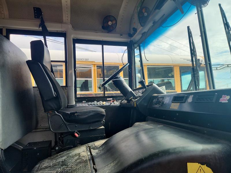 2010 Thomas Saf-t-line VIN 1T88S4E27A1128194 COPART salvage auction — MINOR DENT/SCRATCHES, CT, sold $2,500 on 2026-09-14 (photo 5)