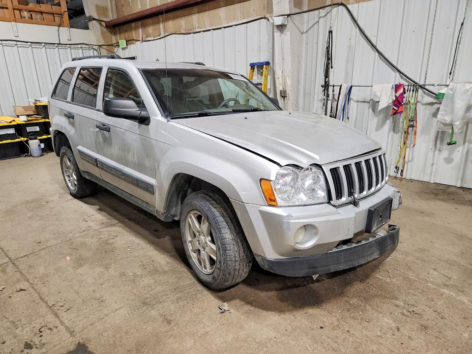 2005 Jeep Cherokee VIN 1J4HR48N15C575885 COPART salvage auction — FRONT END, Ak - Bill Of Sale- Salvage, sold $20 on 2026-08-04 (photo 4)