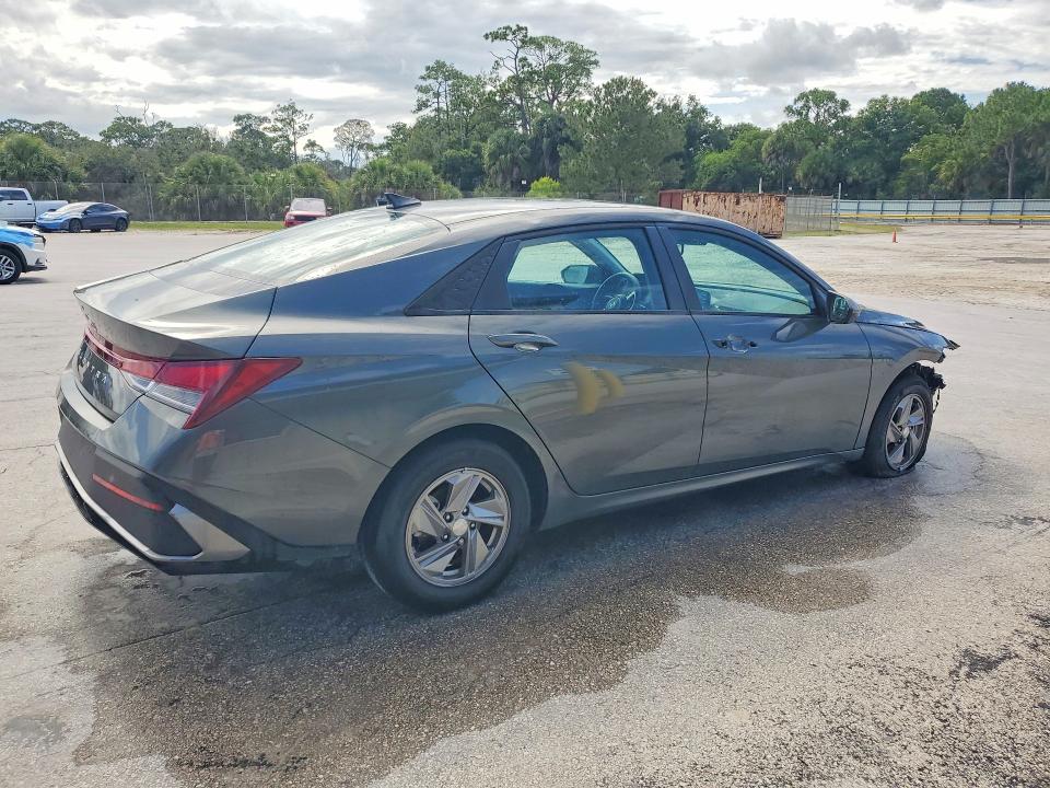 2025 Hyundai Elantra VIN KMHLL4DG5SU050760 COPART salvage auction — FRONT END, Fl - Certificate Of Title, sold $6,200 on 2026-07-07 (photo 3)
