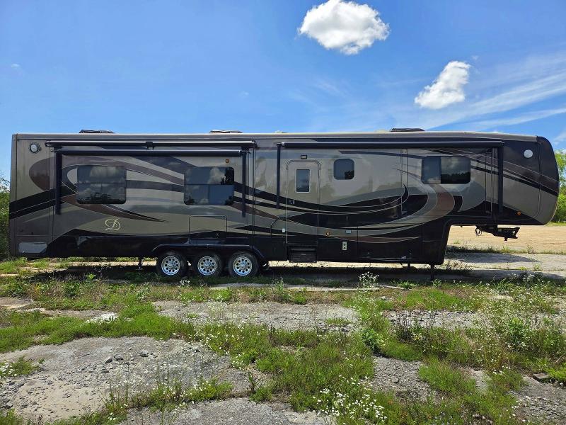 2014 Grand design Trailers VIN 5KEFA4337E1007258 COPART salvage auction — WATER/FLOOD, CT, sold $10,000 on 2026-08-18 (photo 2)