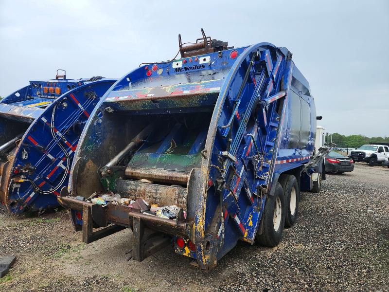 2014 Mack All other VIN 1M2AU02C4EM008338 COPART salvage auction — MINOR DENT/SCRATCHES, FL - CERTIFICATE OF DESTRUCTION, sold $2,100 on 2026-07-09 (photo 4)