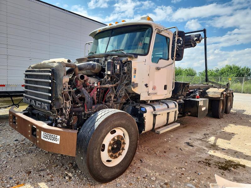 2013 Mack All other VIN 1M2AX04C3DM016188 COPART salvage auction — FRONT END, CD, sold $2,100 on 2026-07-09 (photo 2)