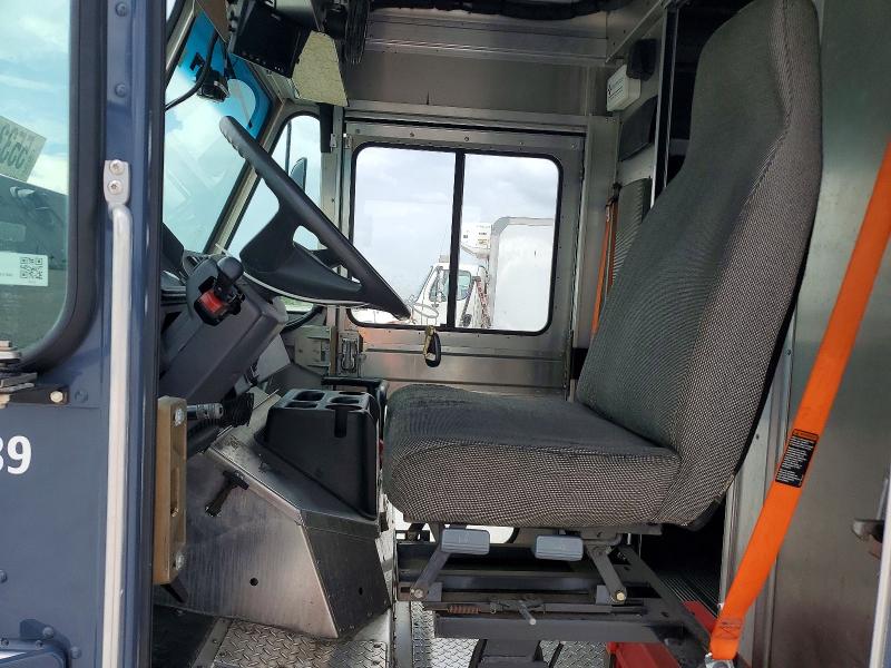 2020 Freightliner All other VIN 4UZAC2EA5LCMH7865 COPART salvage auction — MINOR DENT/SCRATCHES, CT, sold $29,500 on 2026-07-09 (photo 7)