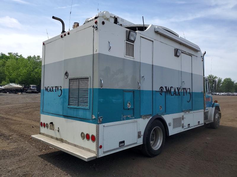 2001 Freightliner All other VIN 1FV6GJBC91HH58108 COPART salvage auction — MINOR DENT/SCRATCHES, VT - CERTIFICATE OF TITLE, sold $425 on 2026-07-31 (photo 4)