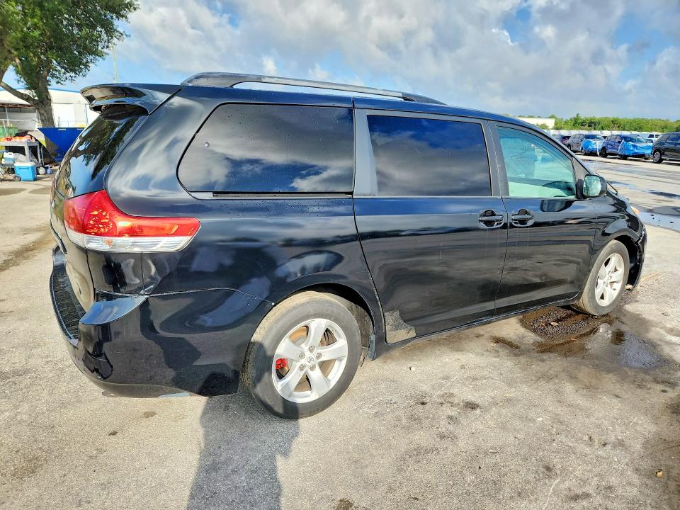 2011 Toyt Sienna VIN 5TDKK3DC2BS036359 COPART salvage auction — REAR END, RB, sold $1,300 on 2026-07-14 (photo 3)