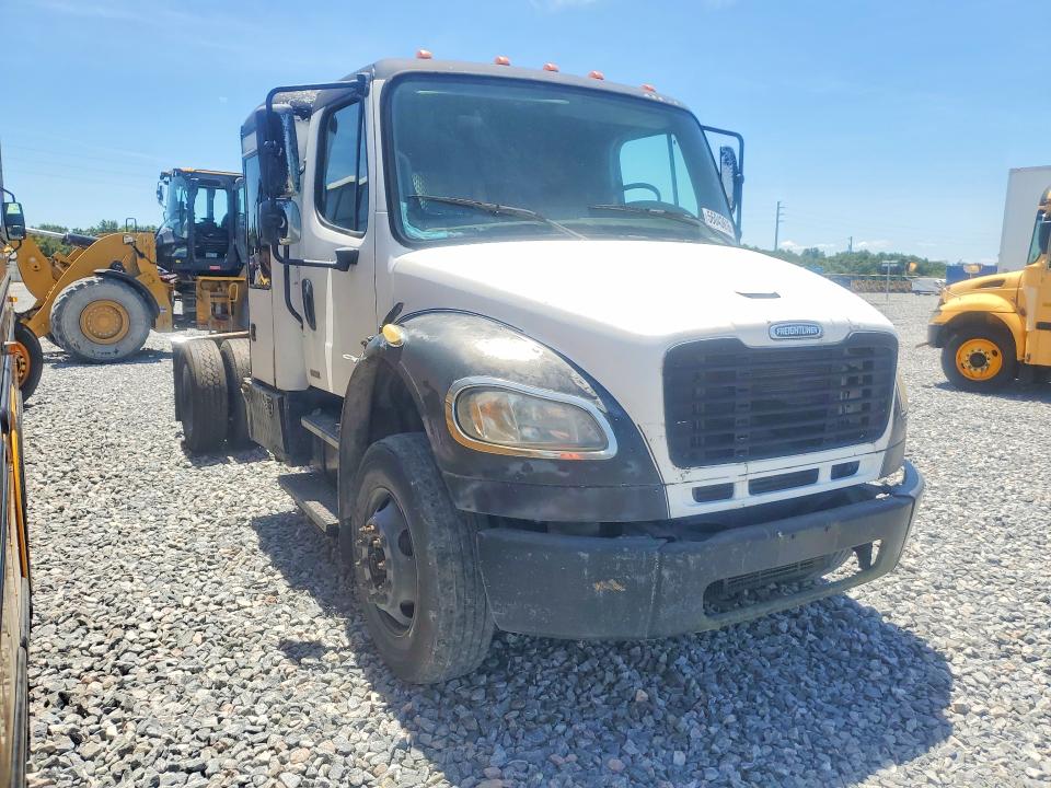 2010 Freightliner All other VIN 1FVACXBS8ADAN7843 COPART salvage auction — SIDE, FL - CERTIFICATE OF TITLE, sold $1,750 on 2026-07-28 (photo 4)