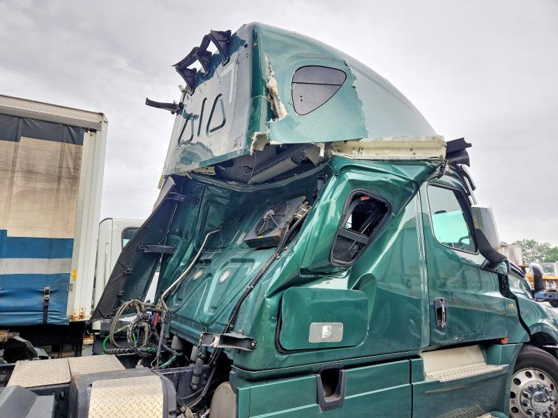 2023 Freightliner All other VIN 3AKJHHDR3PSUH6720 COPART salvage auction — ROOF, PA - CERTIFICATE OF SALVAGE, sold $30,500 on 2026-07-30 (photo 9)