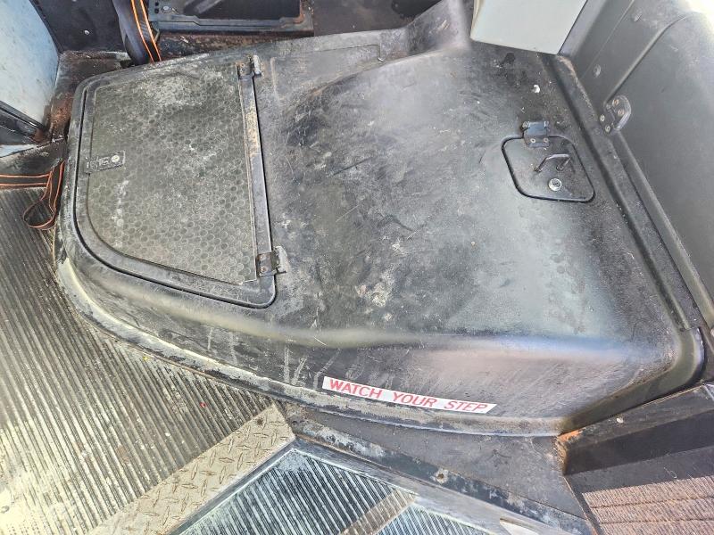 2013 Thomas Saf-t-line VIN 1T88S9E29D1162266 COPART salvage auction — NORMAL WEAR, CT, sold $1,450 on 2026-07-07 (photo 7)