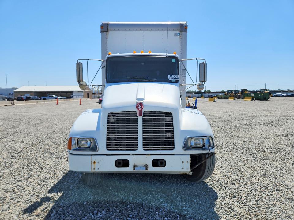 2004 Kenworth All other VIN 2NKMHD6X94M065751 COPART salvage auction — FRONT END, CO - DIS/DLR/EXP ONLY CLEAN TITLE, sold $400 on 2026-07-06 (photo 5)