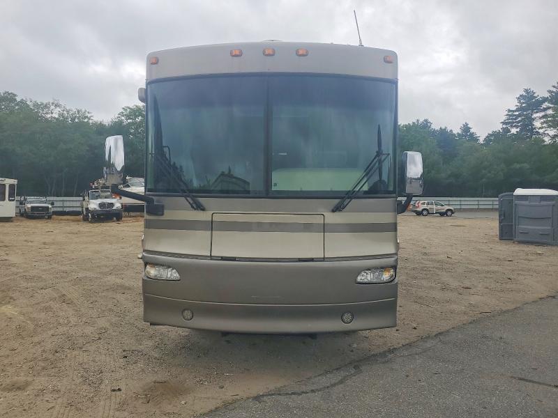2005 Frht All other VIN 4UZACJDC95CV83062 COPART salvage auction — NORMAL WEAR, MA - CERTIFICATE OF TITLE, sold $16,782 on 2026-07-17 (photo 9)