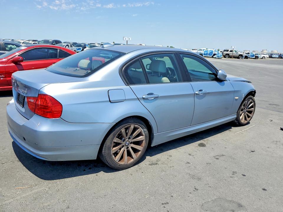 2011 BMW 3 series VIN WBAPK5G58BNN26547 COPART salvage auction — REAR END, SC, sold $175 on 2026-07-27 (photo 3)