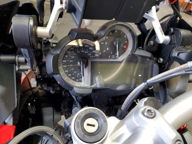 2014 BMW Motorcycle VIN WB10A110XEZ185742 COPART salvage auction — FRONT END, Or - Salvage Title Certificate, sold $1,700 on 2026-07-30 (photo 7)