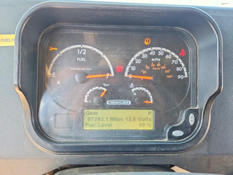 2020 Freightliner All other VIN 4UZAC2EA5LCLZ7065 COPART salvage auction — MINOR DENT/SCRATCHES, DV, sold $16,000 on 2026-07-17 (photo 9)