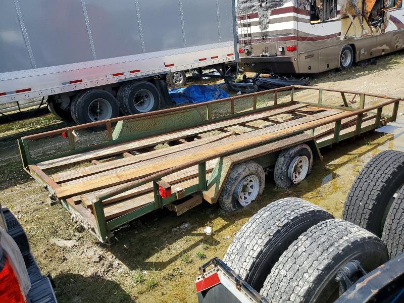 1998 Texas bragg Utility VIN 17XFP1827W1987585 COPART salvage auction — ALL OVER, SV, sold $30 on 2026-08-20 (photo 4)
