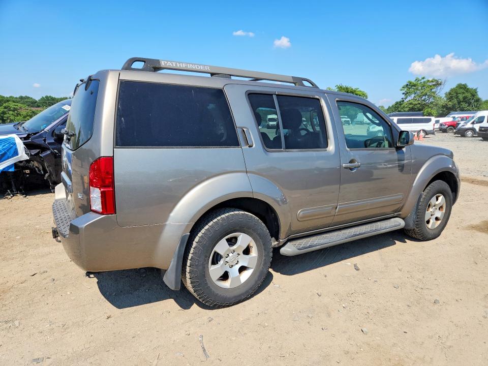 2005 Niss Pathfinder VIN 5N1AR18W35C768484 COPART salvage auction — MINOR DENT/SCRATCHES, CT, sold $550 on 2026-07-09 (photo 3)