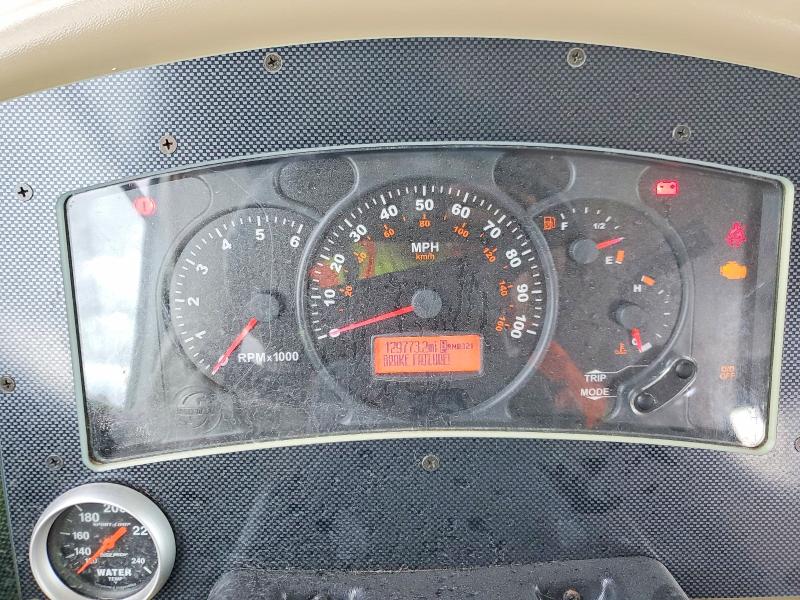 2004 Allegro Unknown VIN 5B4MP67G843379147 COPART salvage auction — MINOR DENT/SCRATCHES, CT, sold $1,200 on 2026-07-08 (photo 8)