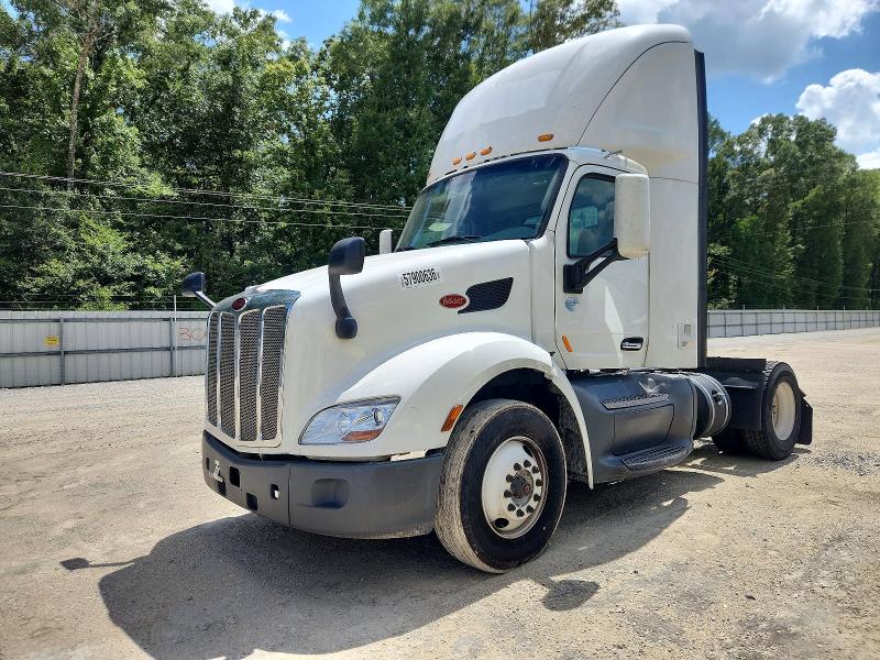 2018 Peterbilt All other VIN 1XPBA48XXJD477638 COPART salvage auction — MINOR DENT/SCRATCHES, CT, sold $5,900 on 2026-07-07 (photo 2)