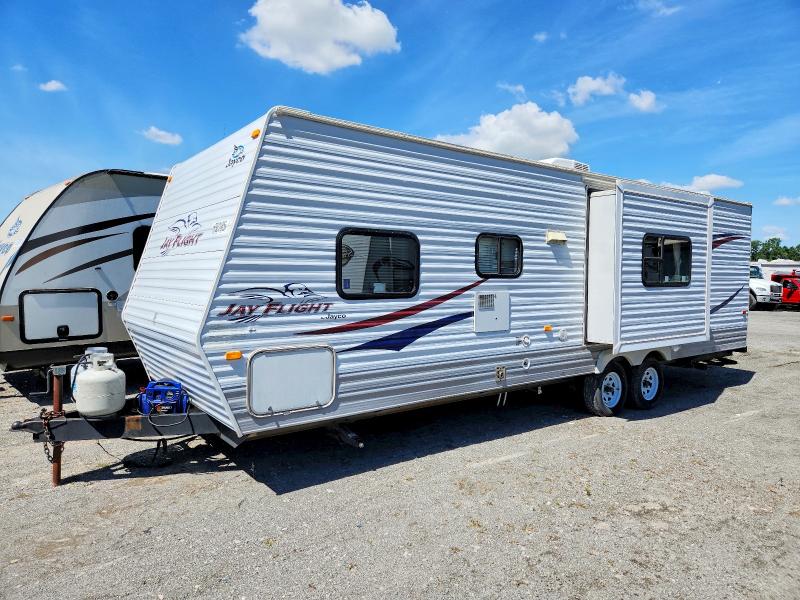 2009 Jayc Flight VIN 1UJBJ02P4918D0404 COPART salvage auction — HAIL, SC, sold $2,050 on 2026-07-27 (photo 2)