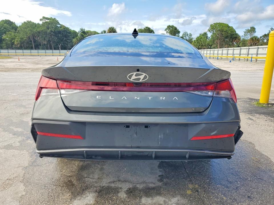 2025 Hyundai Elantra VIN KMHLL4DG5SU050760 COPART salvage auction — FRONT END, Fl - Certificate Of Title, sold $6,200 on 2026-07-07 (photo 6)
