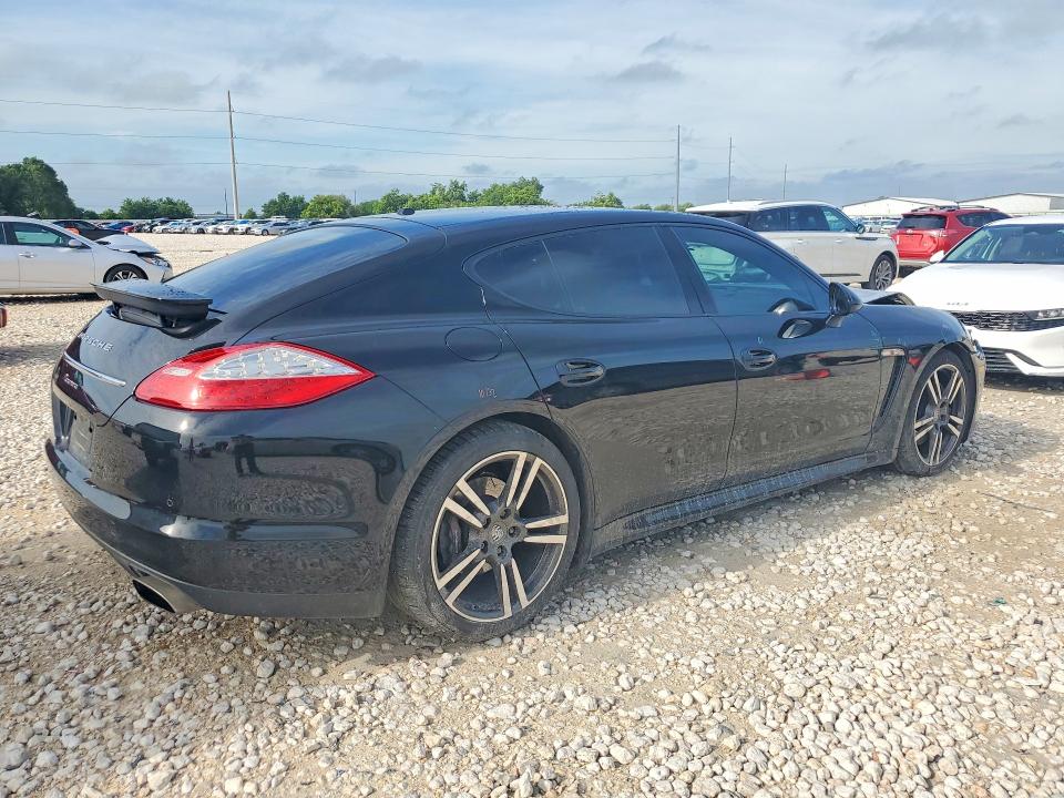 2011 Porsche Panamera VIN WP0AA2A7XBL020718 COPART salvage auction — FRONT END, TX - SALVAGE VEHICLE TITLE, sold $4,150 on 2026-07-30 (photo 3)
