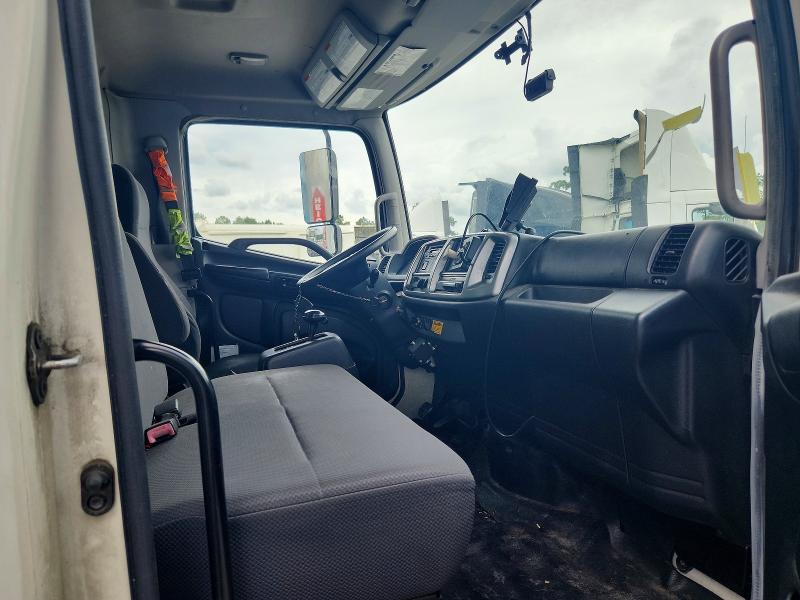 2012 Hino All other VIN 5PVNV8JT7C4S52419 COPART salvage auction — MINOR DENT/SCRATCHES, CT, sold $125 on 2026-07-14 (photo 5)