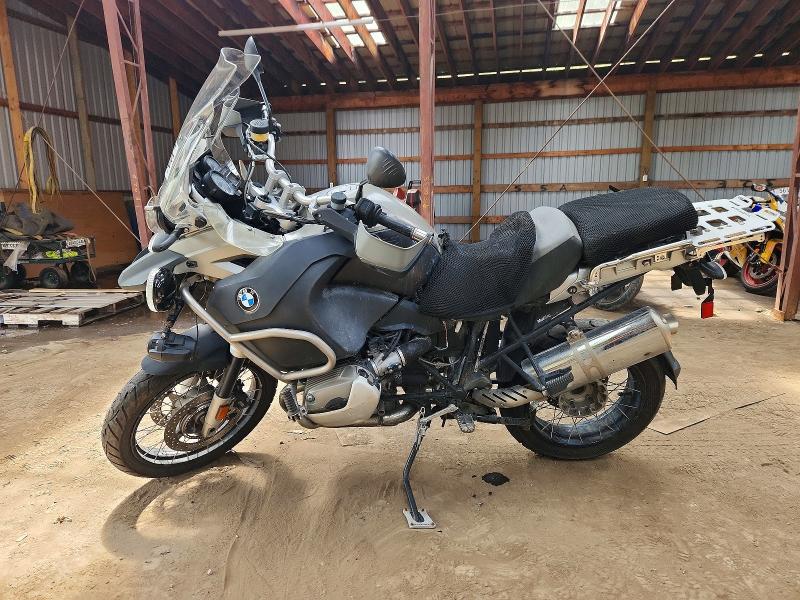 2008 BMW R VIN WB10390078ZT99022 COPART salvage auction — BURN, On - Permit Irrepairable, sold $1,250 on 2026-07-14 (photo 3)