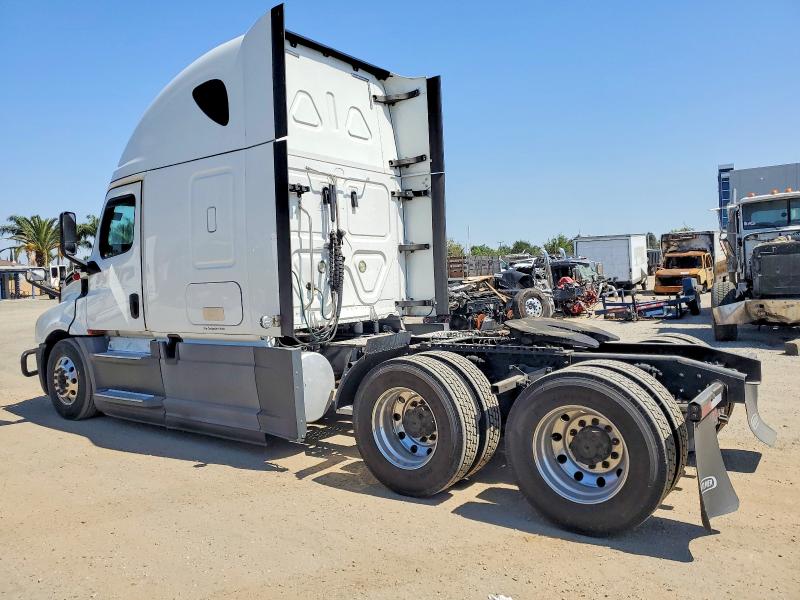 2020 Freightliner All other VIN 3AKJHHDR4LSLP7256 COPART salvage auction — NORMAL WEAR, IN - DIS/DLR/EXP ONLY CLEAN TITLE, sold $14,800 on 2026-07-23 (photo 3)