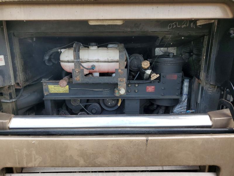 2004 Freightliner All other VIN 4UZAAHBS94CM36179 COPART salvage auction — MECHANICAL, NH - CERTIFICATE OF TITLE, sold $7,400 on 2026-07-29 (photo 7)