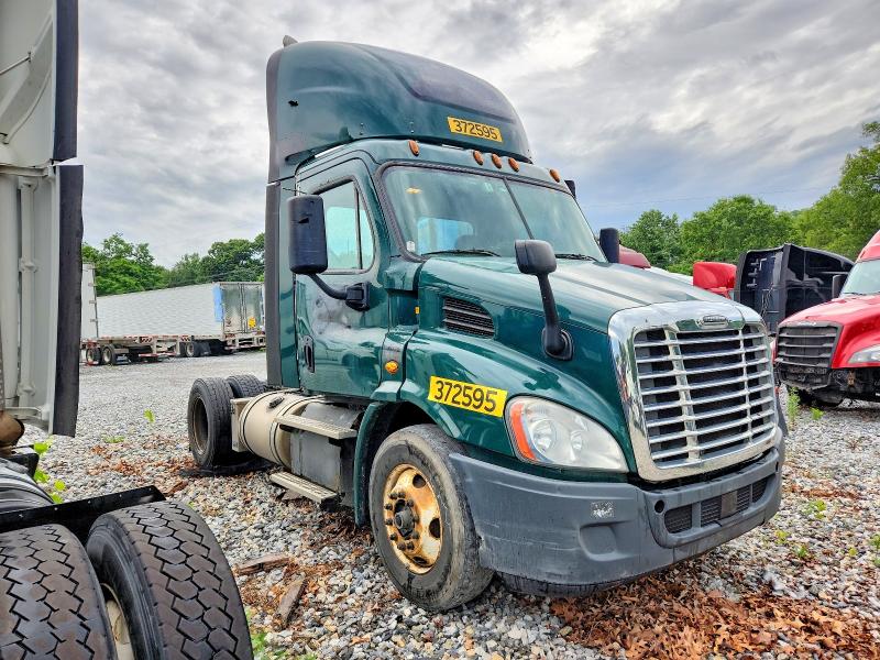 2018 Freightliner All other VIN 3AKBGADV9JSJL4423 COPART salvage auction — MECHANICAL, OK - CERTIFICATE OF TITLE, sold $1,100 on 2026-07-21 (photo 1)