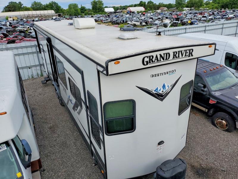 2023 Forest riv Recreation VIN 4X4TSES25PJ052158 COPART salvage auction — NORMAL WEAR, ON - PERMIT NO BRAND - UNFIT (P), sold $36,500 on 2026-07-28 (photo 9)