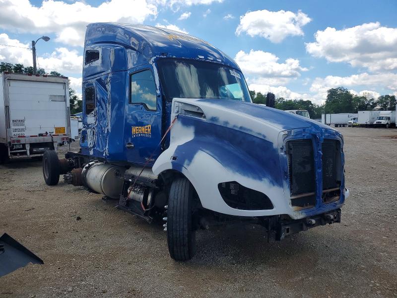 2017 Kenworth All other VIN 1XKYDP9X0HJ131939 COPART salvage auction — ROLLOVER, RB, sold $1,250 on 2026-07-09 (photo 1)