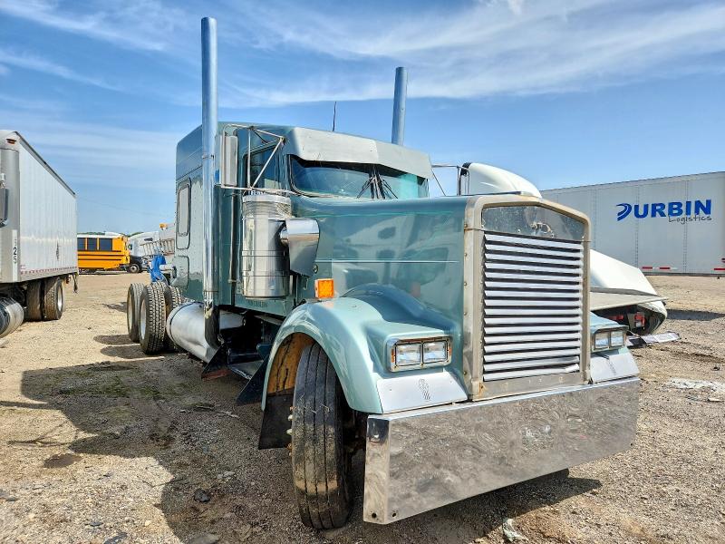 2000 Kenworth All other VIN 1XKWDB9XXYJ851694 COPART salvage auction — NORMAL WEAR, CO - DEALER ONLY SALVAGE TITLE, sold $11,200 on 2026-07-09 (photo 1)