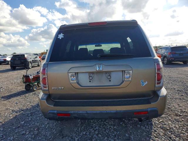 2008 Hond Pilot VIN 5FNYF28228B005720 COPART salvage auction — MINOR DENT/SCRATCHES, CT, sold $550 on 2026-07-09 (photo 6)