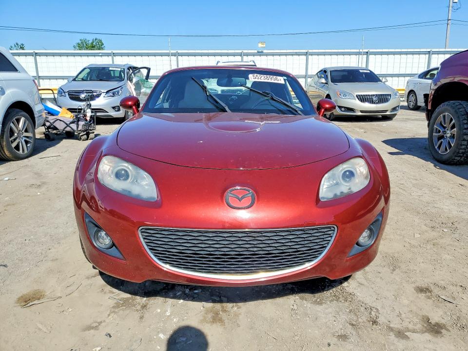 2010 Mazda Mx5 VIN JM1NC2EF9A0212984 COPART salvage auction — NORMAL WEAR, In - Certificate Of Title, sold $1,450 on 2026-07-13 (photo 5)