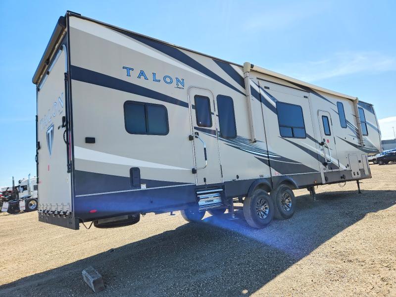 2020 Jayco Talon403t VIN 1UJCJSBV8L18G0110 COPART salvage auction — SIDE, BS, sold $36,500 on 2026-07-23 (photo 4)
