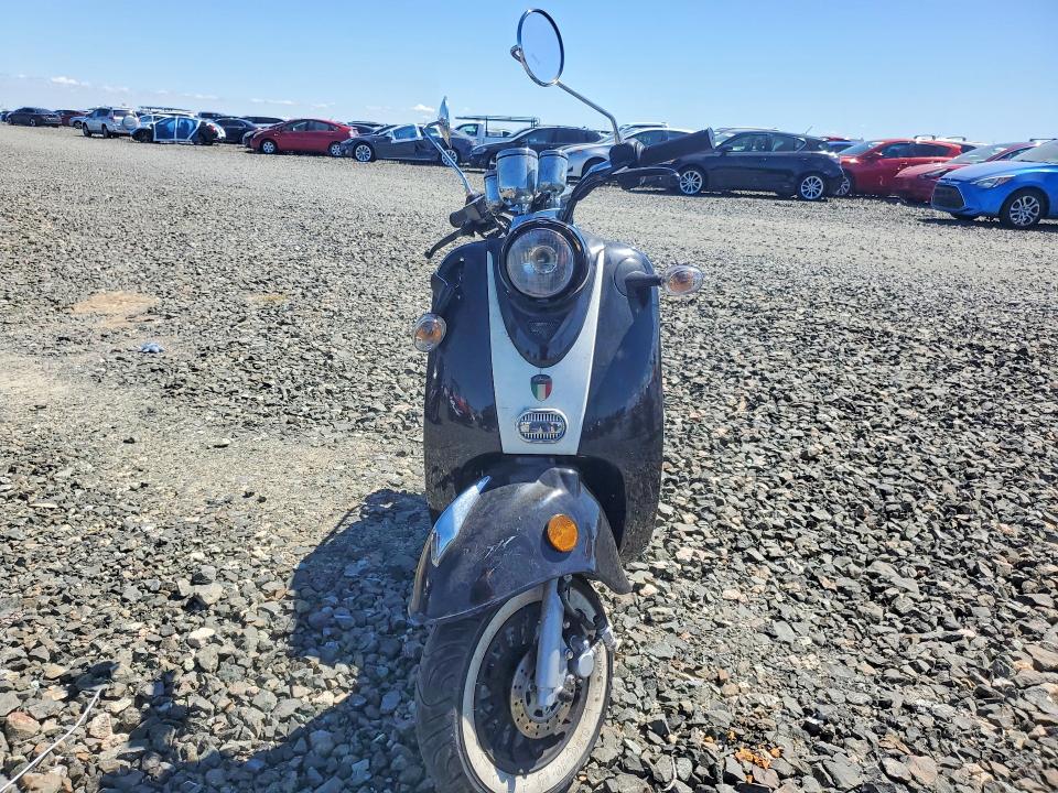 2019 Other automobile Scooter VIN LLPVGBAY8J1K20278 COPART salvage auction — VANDALISM, CA - SALVAGE CERTIFICATE, sold $15 on 2026-07-23 (photo 2)