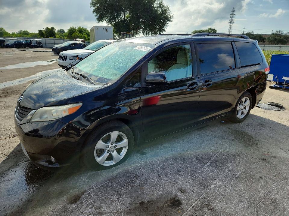 2011 Toyt Sienna VIN 5TDKK3DC2BS036359 COPART salvage auction — REAR END, RB, sold $1,300 on 2026-07-14 (photo 1)