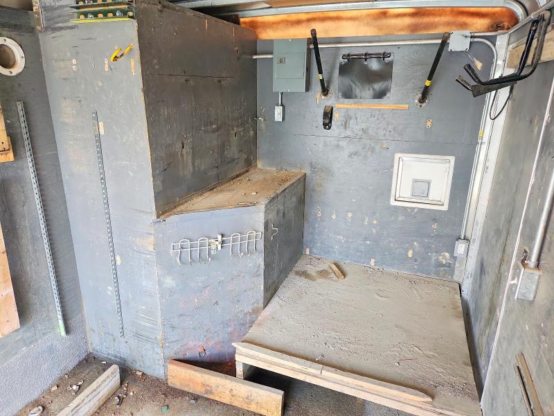 2011 Wells cargo Cw122-2 VIN 1WC200E22B1187190 COPART salvage auction — BURN, IL - SALVAGE CERTIFICATE, sold $35 on 2026-07-27 (photo 5)