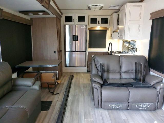 2023 Alliance rv Recreation VIN 7M5FP4222PB202375 COPART salvage auction — NORMAL WEAR, AB - OOP - ACTIVE, sold $15,600 on 2026-07-28 (photo 5)