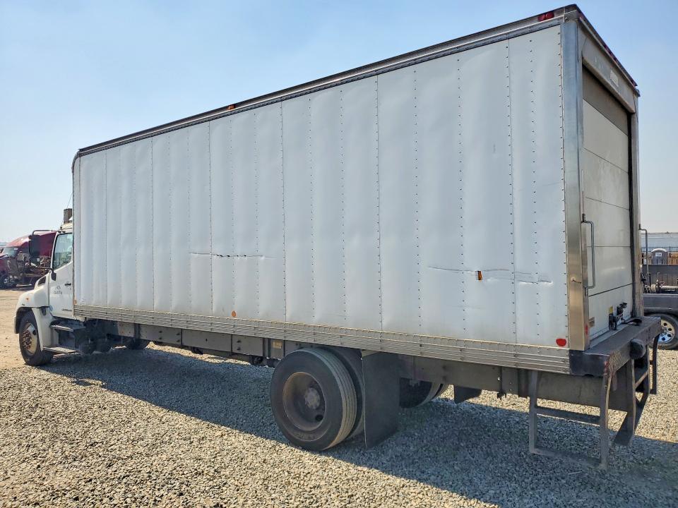 2011 Hino All other VIN 5PVNV8JVXB4S51863 COPART salvage auction — MINOR DENT/SCRATCHES, CA - DIS/DLR/EXP ONLY CLEAN TITLE, sold $4,000 on 2026-07-28 (photo 2)