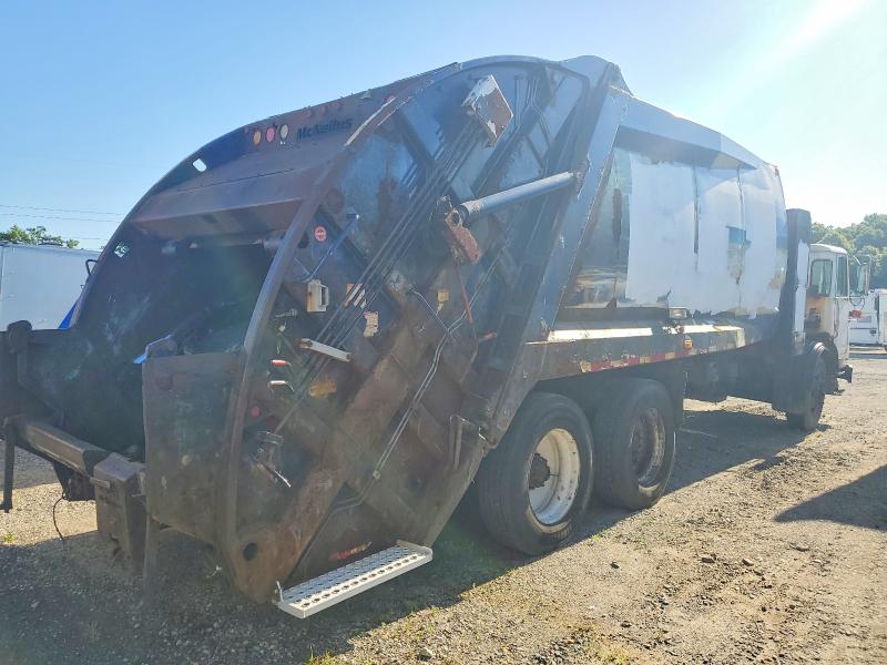 2011 Autocar llc All other VIN 5VCACLLE3BH212855 COPART salvage auction — MECHANICAL, CD, sold $925 on 2026-07-14 (photo 4)