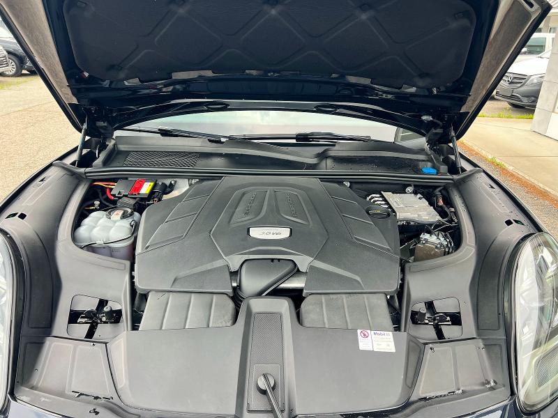 2021 Porsche Cayenne coupe VIN WP1BA2AY1MDA42471 COPART salvage auction — MINOR DENT/SCRATCHES, MA - CERTIFICATE OF TITLE (P), sold $35,000 on 2026-07-24 (photo 7)