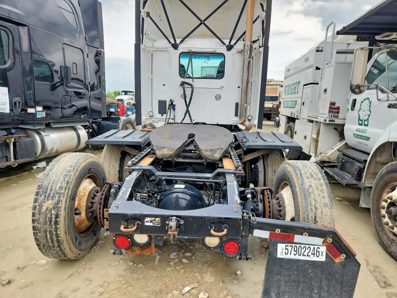 2019 Peterbilt All other VIN 1XPBD49X8KD600263 COPART salvage auction — NORMAL WEAR, CT, sold $7,200 on 2026-07-16 (photo 9)