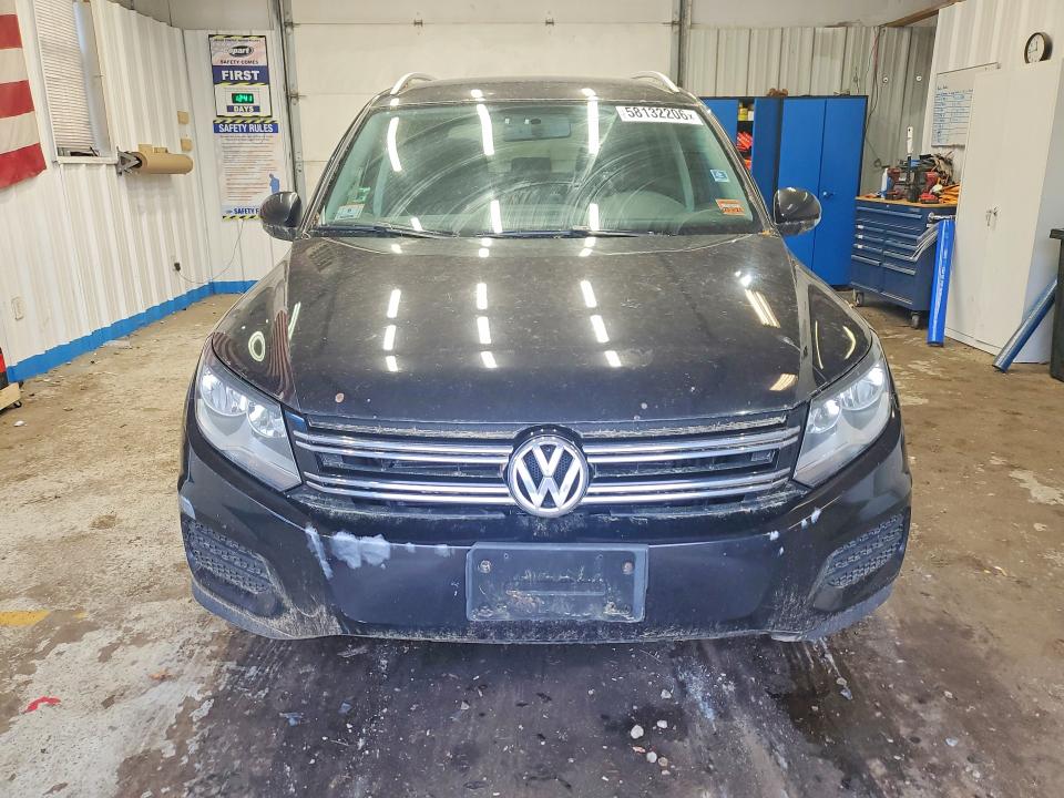 2014 Volkswagen Tiguan VIN WVGBV3AX2EW596073 COPART salvage auction — NORMAL WEAR, ME - CERTIFICATE OF TITLE, sold $350 on 2026-07-02 (photo 5)