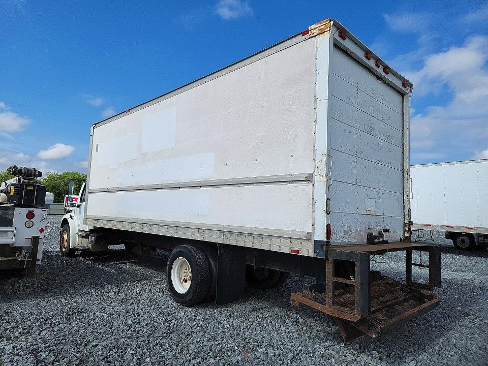 2005 Frht - freightliner All other VIN 1FVACWDC85HV05932 COPART salvage auction — NORMAL WEAR, IL - DEALER ONLY CLEAN TITLE (P), sold $3,450 on 2026-07-28 (photo 2)