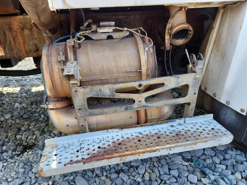 2015 Freightliner M2 VIN 3ALHCYCY0FDGJ8212 COPART salvage auction — MECHANICAL, FL - CERTIFICATE OF DESTRUCTION, sold $8,300 on 2026-09-22 (photo 9)