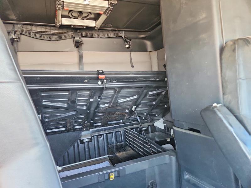 2019 Freightliner All other VIN 3AKJHHDR2KSKX8918 COPART salvage auction — ROLLOVER, NV - SALVAGE TITLE, sold $500 on 2026-07-09 (photo 6)