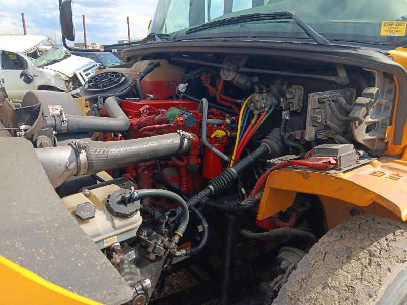 2010 Freightliner All other VIN 4UZABRDT6ACAR3757 COPART salvage auction — NORMAL WEAR, CT, sold $1,450 on 2026-08-16 (photo 7)